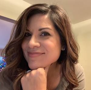 Meet your Posher, Lorraine